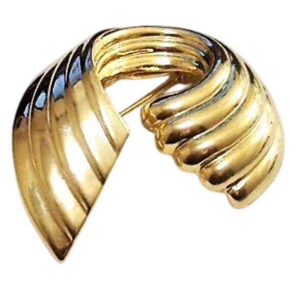 Crescent Circle Pin Brooch Gold Vintage Deep Lined Open Wide Band Scallop Edge - Picture 3 of 3